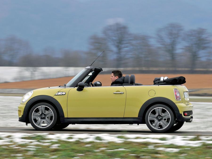  Mini Cooper S Cabrio 2009 года  (фото 22 из 130)